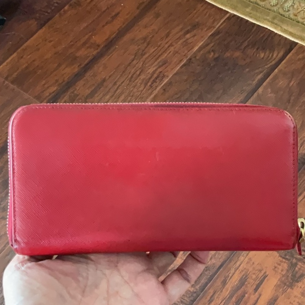 Prada SALE $85 RED Leather Zippy Wallet - Picture 5 of 11